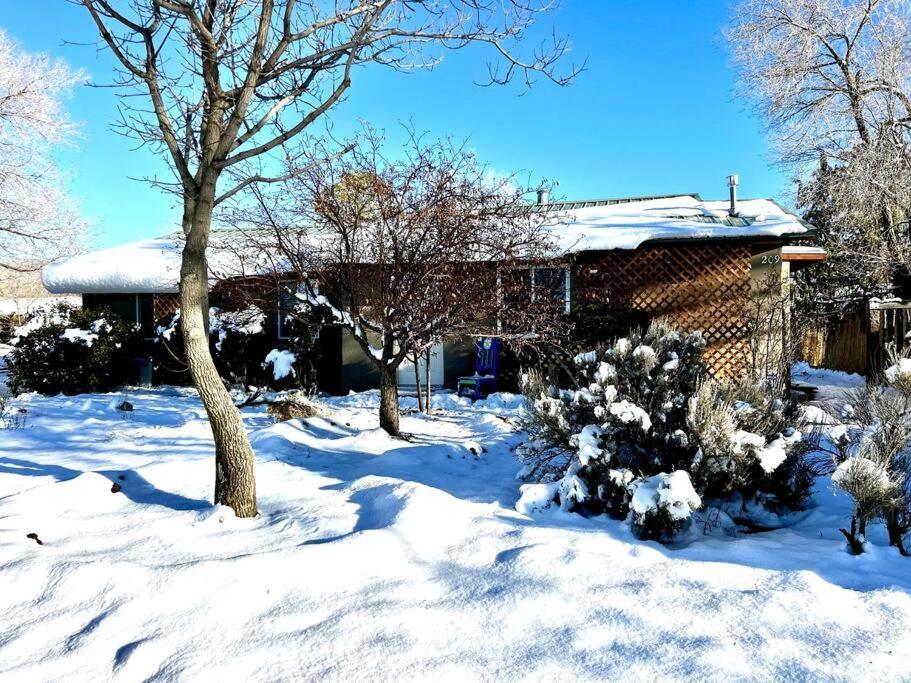 Fully Furnished, Serene Taos House Екстериор снимка