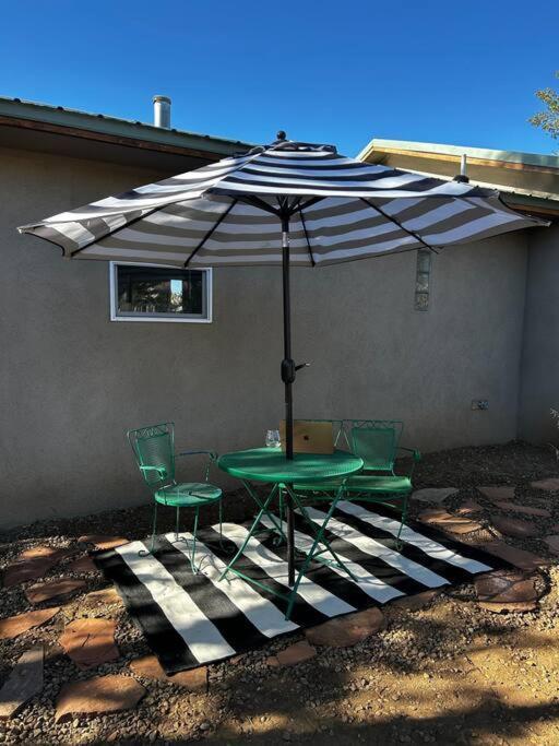 Fully Furnished, Serene Taos House Екстериор снимка